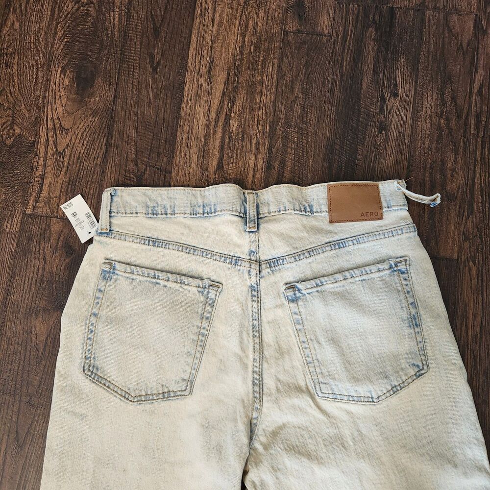 NWD Aeropostale Womens Stretch Mom Jean Cut Off Light Wash High Rise Size 10 - Picture 10 of 16